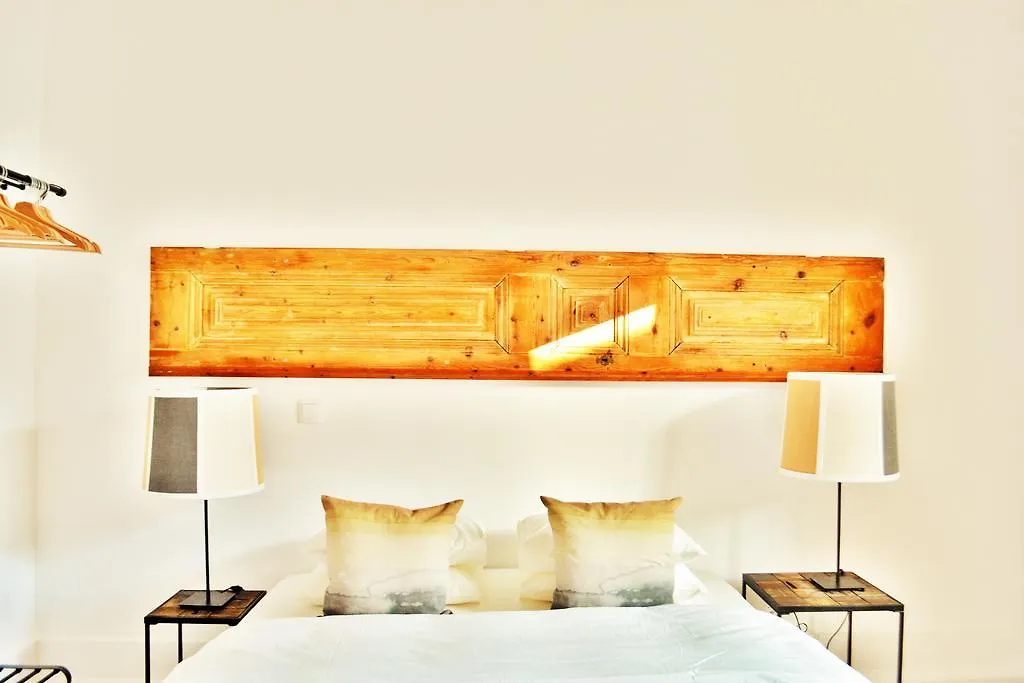 Feeling Chiado 15 Hotel Lisbon Guest house